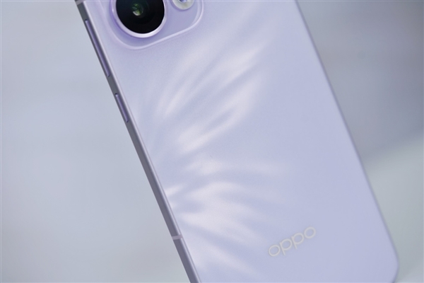 中国人自己的超美小OPhone：OPPO Reno13 Pro详细评测  第4张