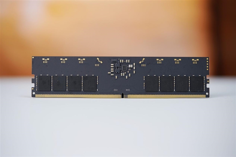 轻松超8000MHz C38！七彩虹iGame Shadow DDR5-6000 16GBx2评测：同时满足AMD/Intel的顶级内存  第11张