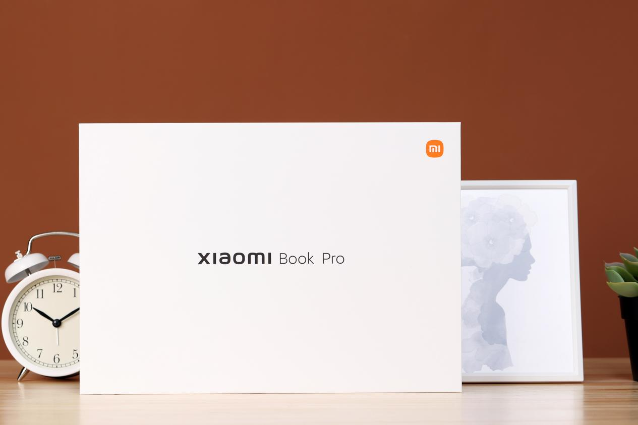 优秀的轻薄商务旗舰 Xiaomi Book Pro 14 2022评测  第1张