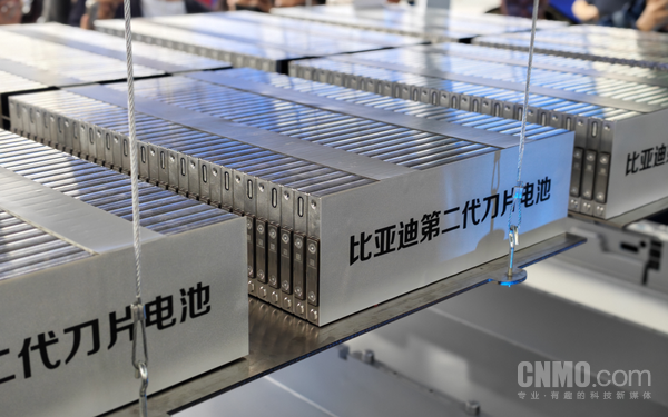 比亚迪第二代刀片电池正式推出：仅需9分钟充至97%