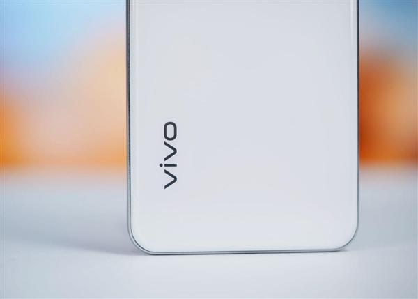 185g机身塞下6500mAh大电池！vivo S20图赏  第17张