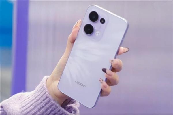 iPhone同款冷雕玻璃果味十足！OPPO Reno13发布：2699元起  第4张