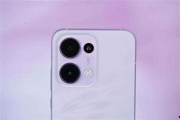 翅膀纹理灵动吸睛！OPPO Reno13图赏  第17张