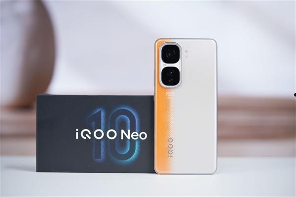 满血双芯战神！iQOO Neo 10 Pro图赏  第8张